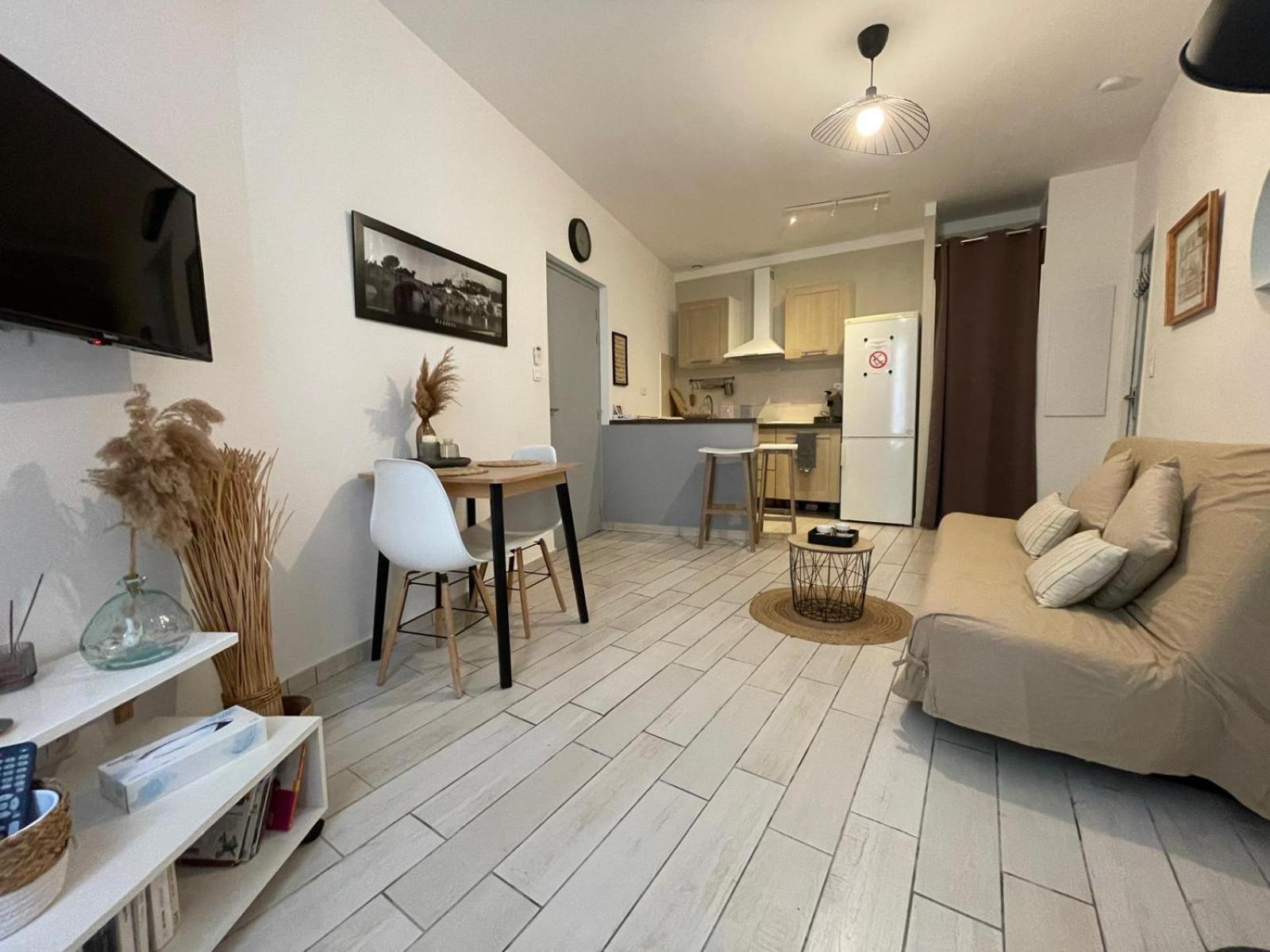 Joli Appartement Hypercentre T2, Classe Meuble De Tourisme 3 Avec Parking Gratuit بزييه المظهر الخارجي الصورة