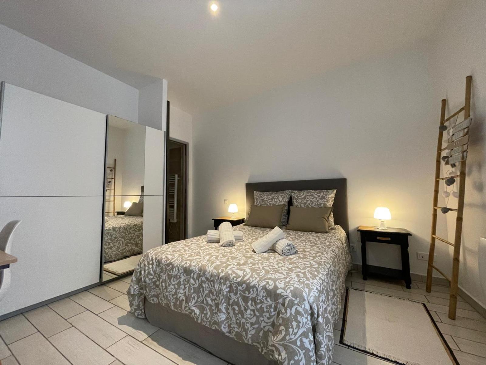 Joli Appartement Hypercentre T2, Classe Meuble De Tourisme 3 Avec Parking Gratuit بزييه المظهر الخارجي الصورة