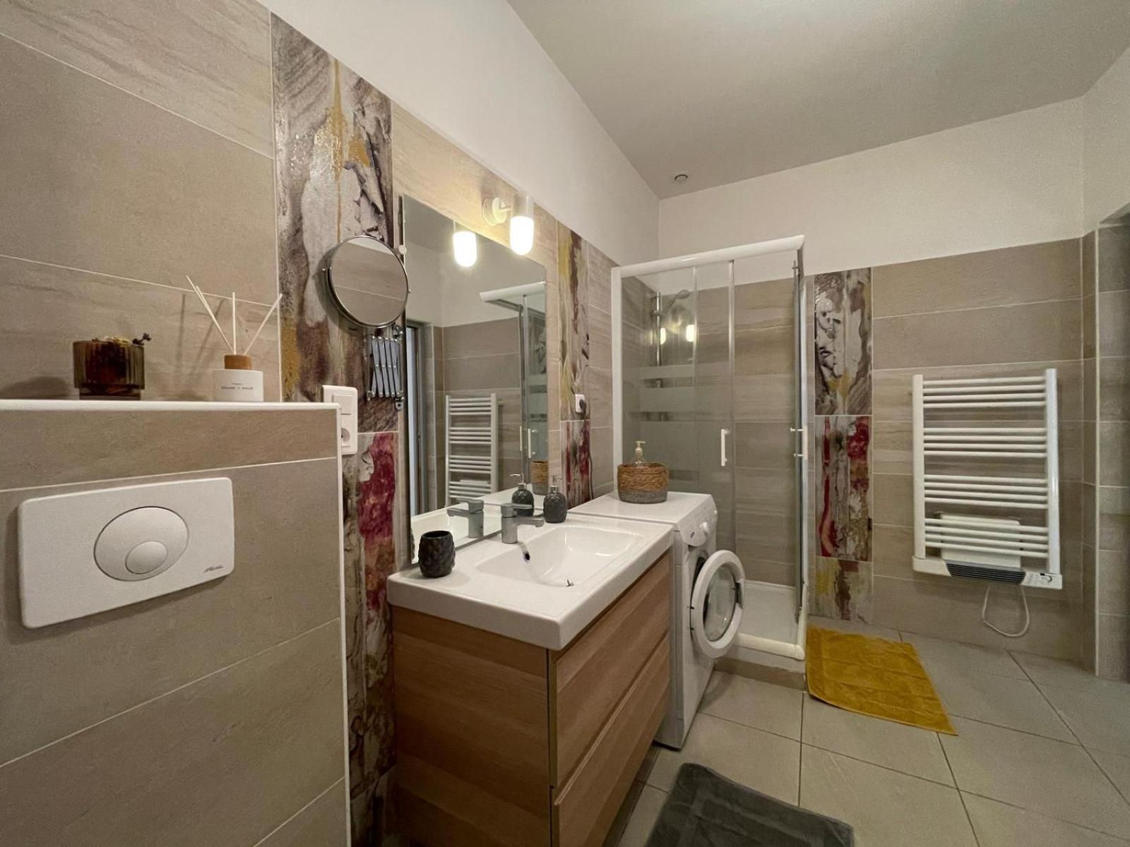 Joli Appartement Hypercentre T2, Classe Meuble De Tourisme 3 Avec Parking Gratuit بزييه المظهر الخارجي الصورة